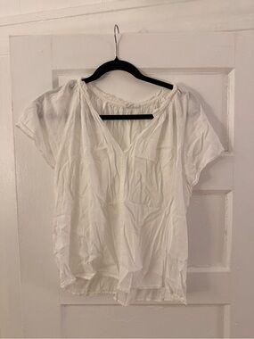 GAP White Short-Sleeve Peasant Blouse